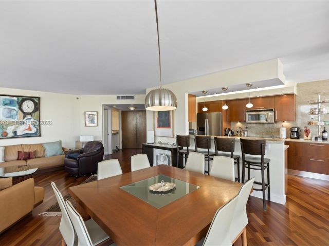 Apartment for rent  Unit #1209 - photo 7487669