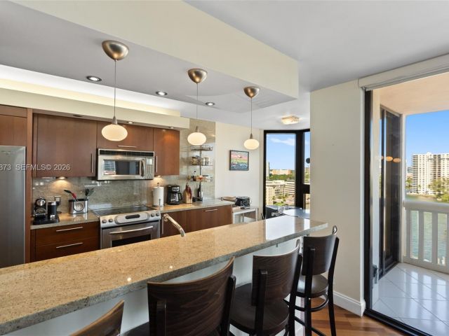 Apartment for rent  Unit #1209 - photo 7487671