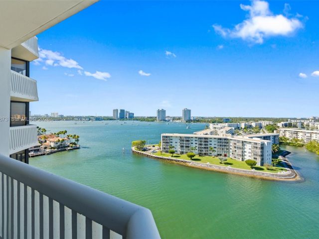 Apartment for rent  Unit #1209 - photo 7487679