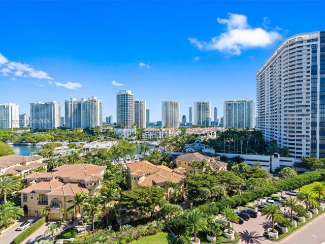 Apartment for rent  Unit #1209 - photo 7487684