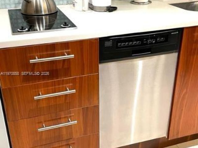 Apartment for rent  Unit #209 - photo 7502670