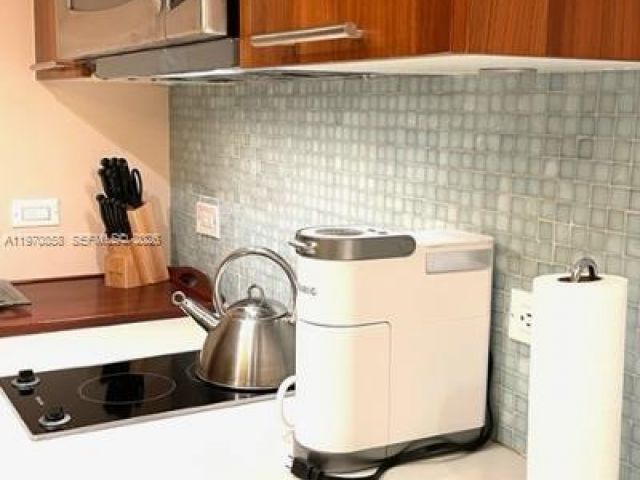 Apartment for rent  Unit #209 - photo 7502671