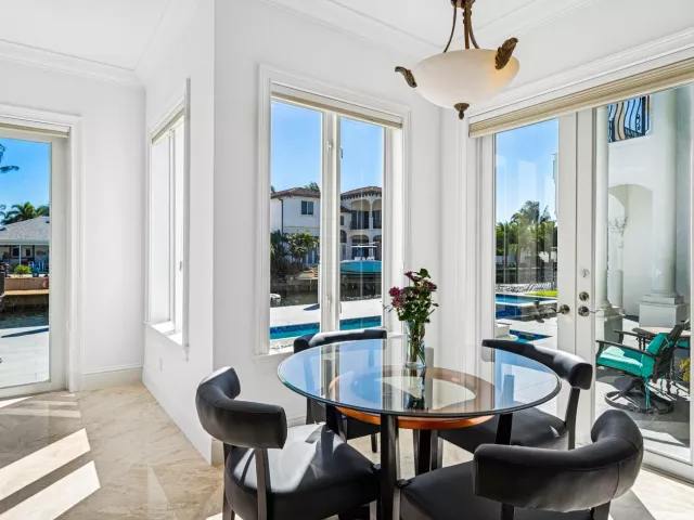 5-bedroom home for sale in Boca Raton - 808 Dover Street - MondialRealty
