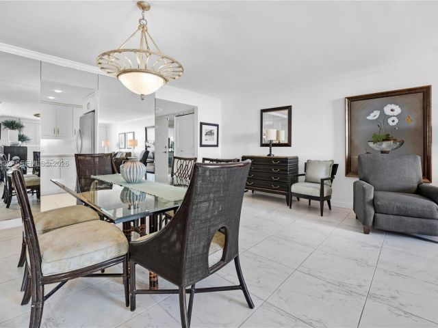 Apartment for sale  Unit #201 - photo 7453757