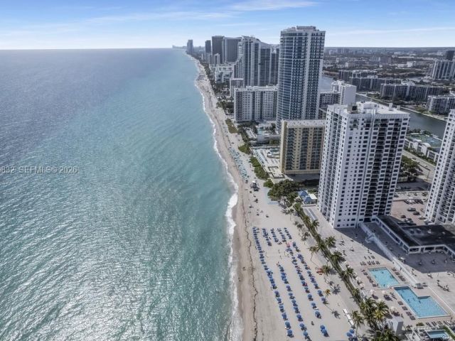 Apartment for sale  Unit #201 - photo 7453760