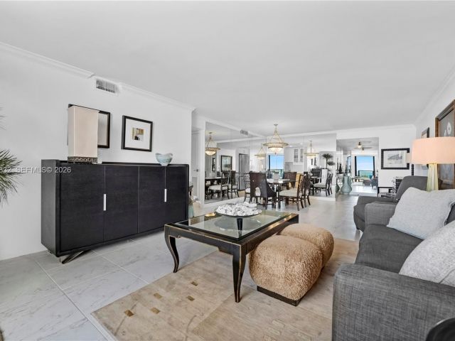 Apartment for sale  Unit #201 - photo 7453761