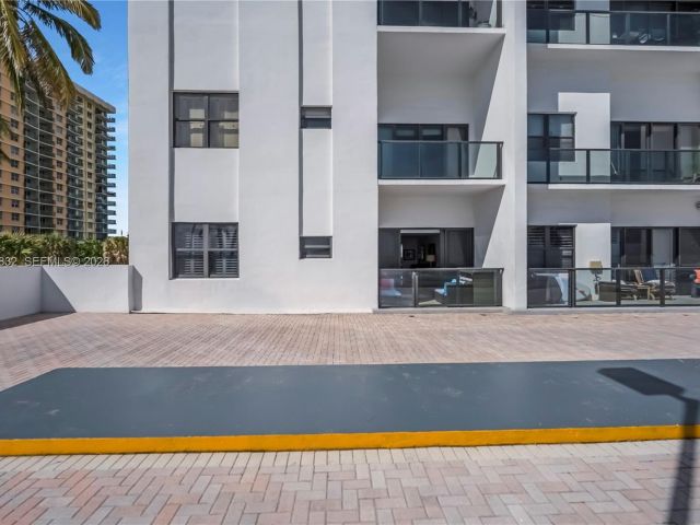 Apartment for sale  Unit #201 - photo 7453763