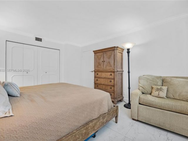 Apartment for sale  Unit #201 - photo 7453772