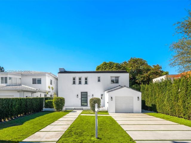 Home for rent at 3166 Royal Palm Ave - photo 7469380