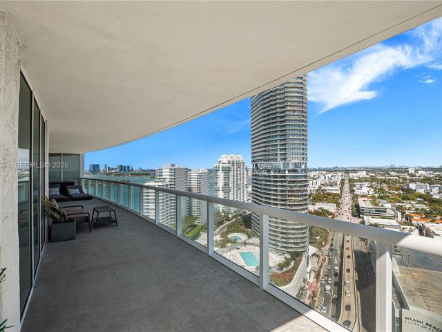 Apartment for rent  Unit #2710 - photo 7508871