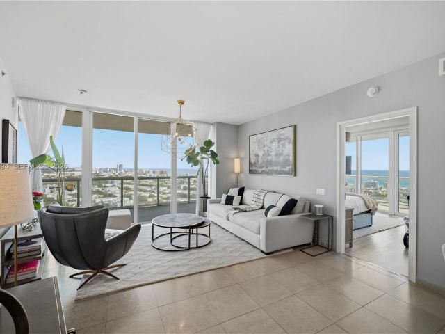 Apartment for rent  Unit #2710 - photo 7508880