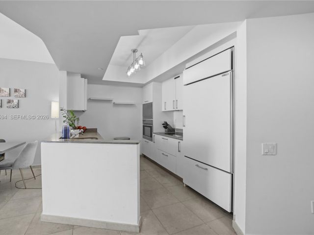 Apartment for rent  Unit #2710 - photo 7508887