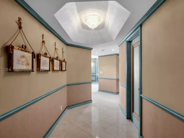 5-bedroom condo for sale in Aventura - 3000 Island Blvd 2902 - MondialRealty