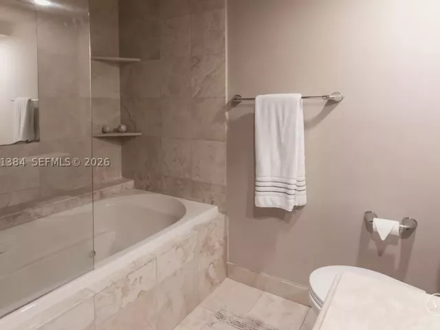 5-bedroom condo for sale in Aventura - 3000 Island Blvd 2902 - MondialRealty