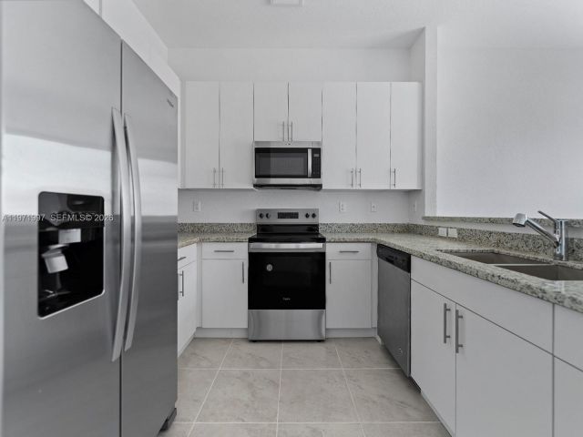 Home for sale at 18917 SW 316th Ter - photo 7460303