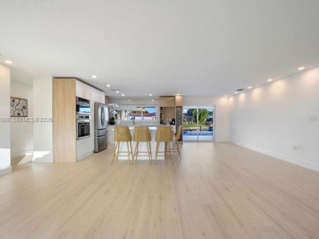 Home for sale at 1810 SW 6th Ave - photo 7478748