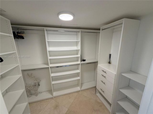 Apartment for rent  Unit #2210 - photo 7499666