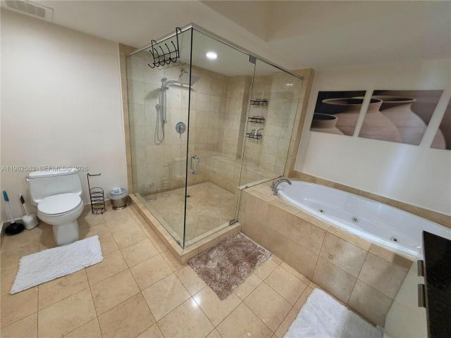 Apartment for rent  Unit #2210 - photo 7499674