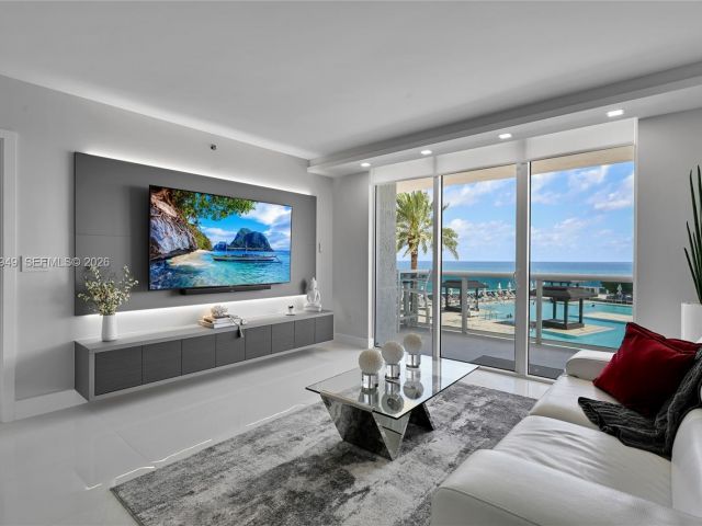 Apartment for sale  Unit #803 - photo 7530814