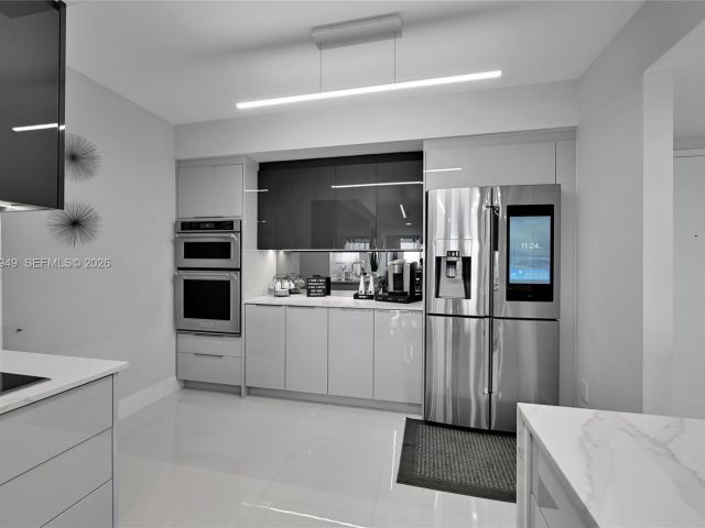 Apartment for sale  Unit #803 - photo 7530822