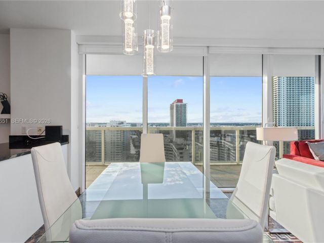 Apartment for rent  Unit #1908 - photo 7499730