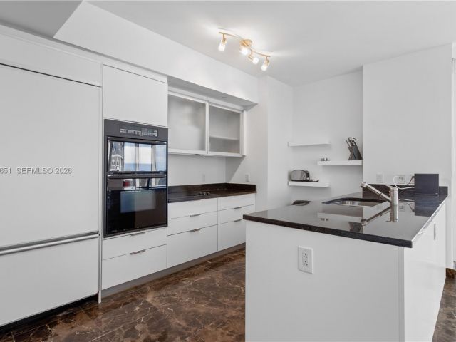 Apartment for rent  Unit #1908 - photo 7499734