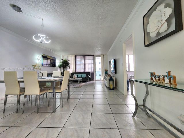 Apartment for sale  Unit #620 - photo 7470053