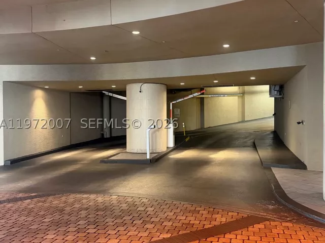 condo for sale in Fort Lauderdale - 551 N Fort Lauderdale Beach Blvd R2210 - MondialRealty