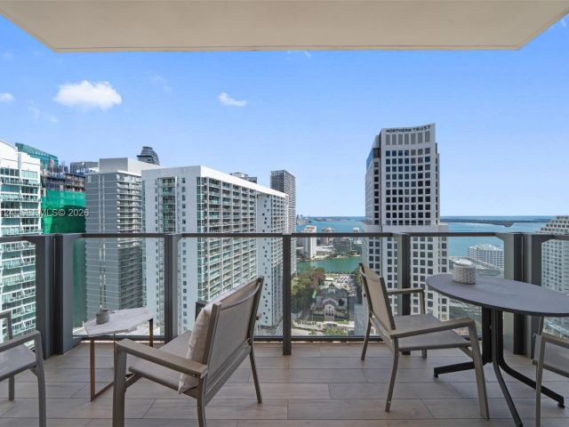 Apartment for sale  Unit #3209 - photo 7509328