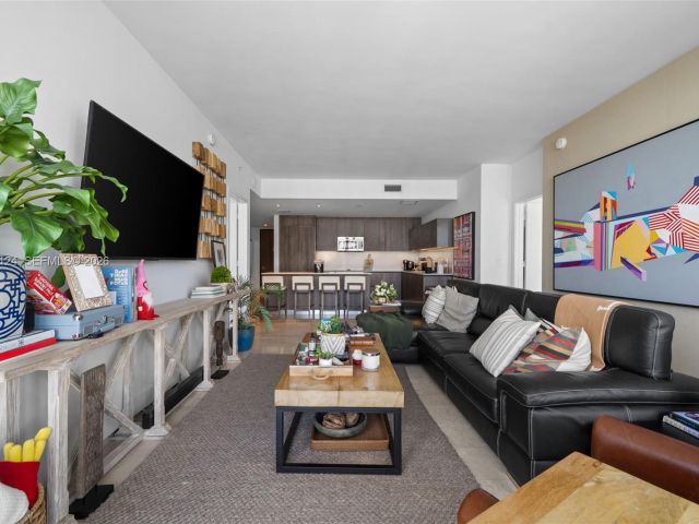 Apartment for sale  Unit #3209 - photo 7509338