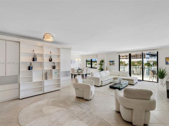 Apartment for sale  Unit #5S - photo 7506923