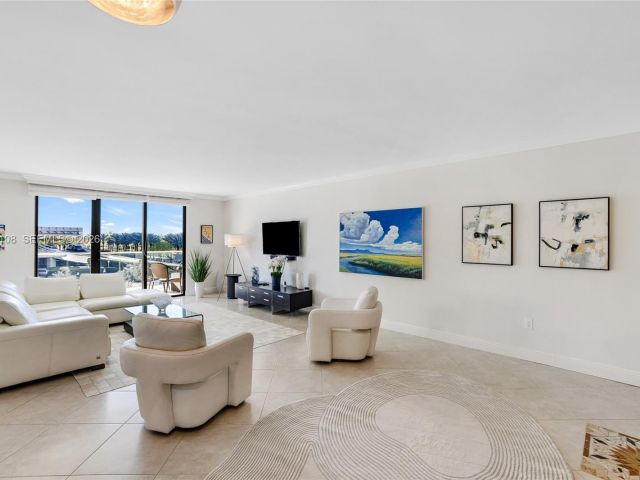 Apartment for sale  Unit #5S - photo 7506926