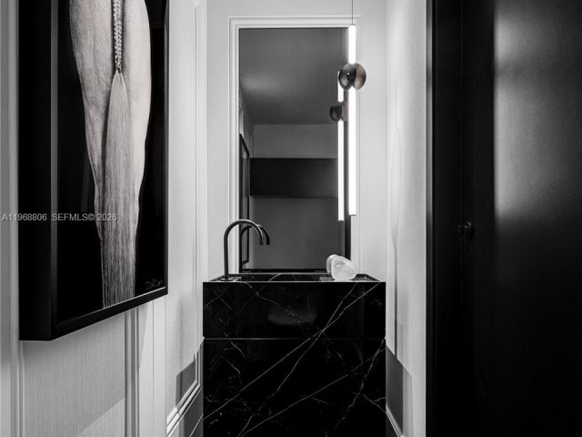 Apartment for sale  Unit #2202 - photo 7488431