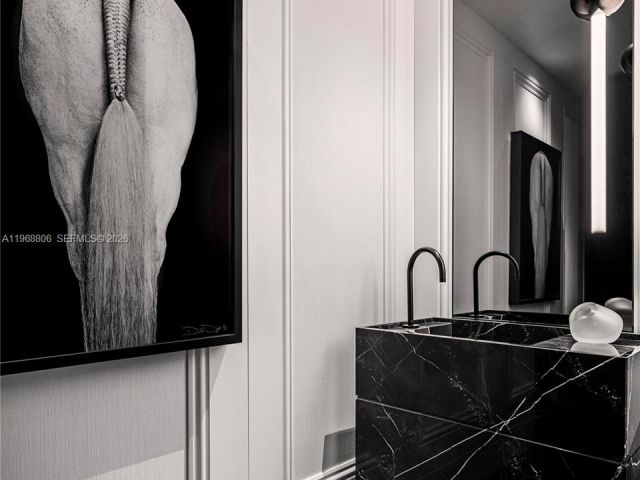 Apartment for sale  Unit #2202 - photo 7488432