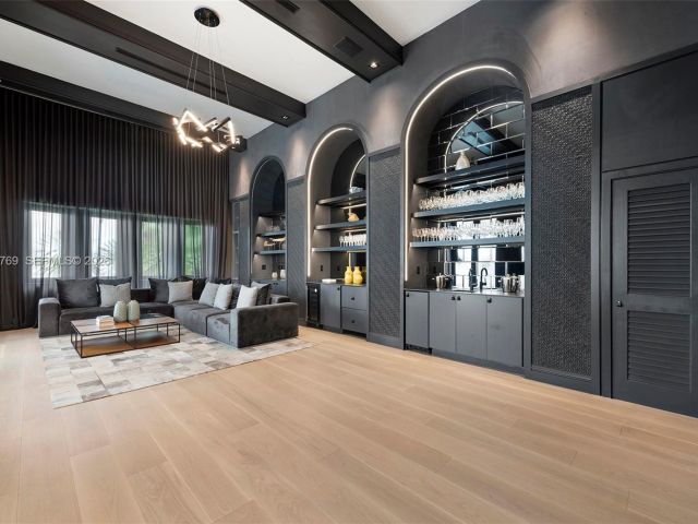 Home for rent at 432 S Hibiscus Dr - photo 7469374