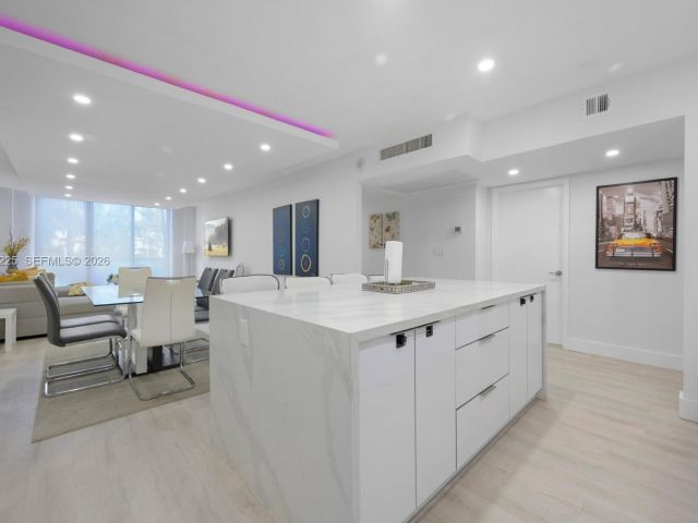 Apartment for rent  Unit #124 - photo 7492132