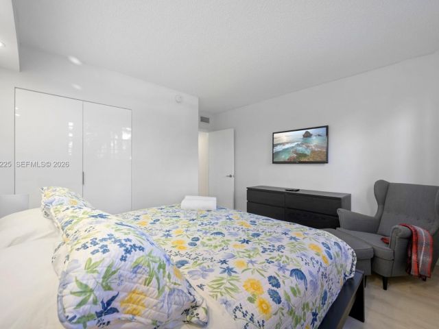 Apartment for rent  Unit #124 - photo 7492135