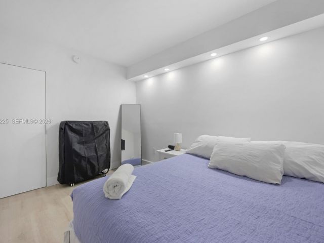 Apartment for rent  Unit #124 - photo 7492137