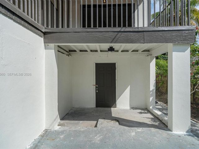 Home for sale at 1523 NW 38th St - photo 7517015