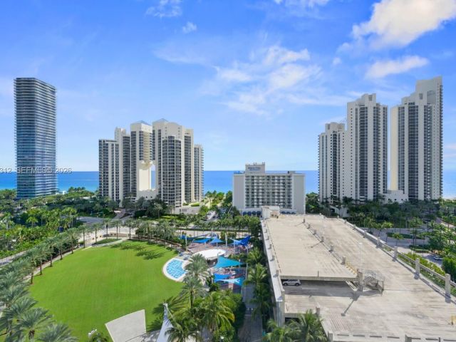 Apartment for rent  Unit #1601 - photo 7492140