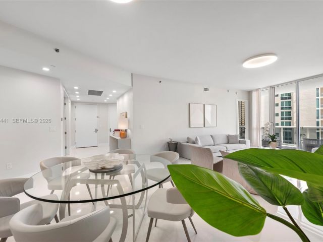 Apartment for rent  Unit #803 - photo 7519232