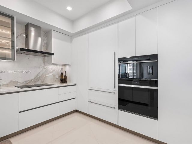 Apartment for rent  Unit #803 - photo 7519236