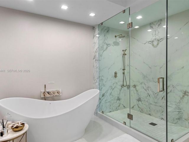 Apartment for rent  Unit #803 - photo 7519241