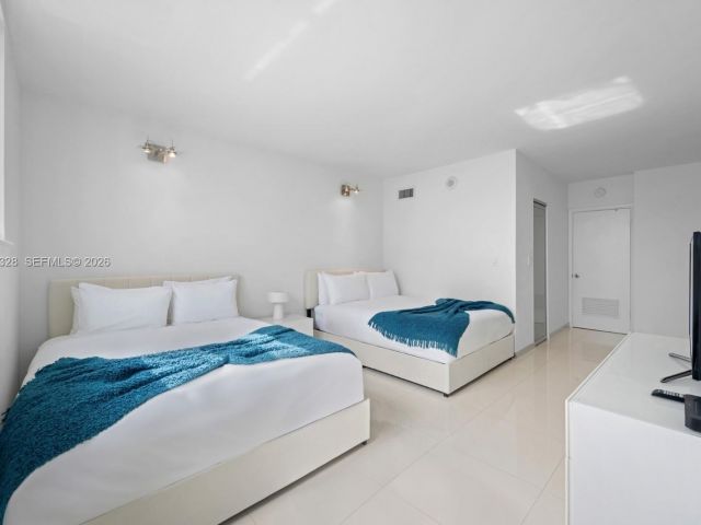 Apartment for rent  Unit #903 - photo 7492097