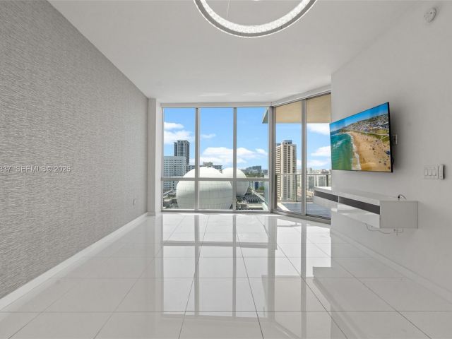 Apartment for sale  Unit #1506 - photo 7487821