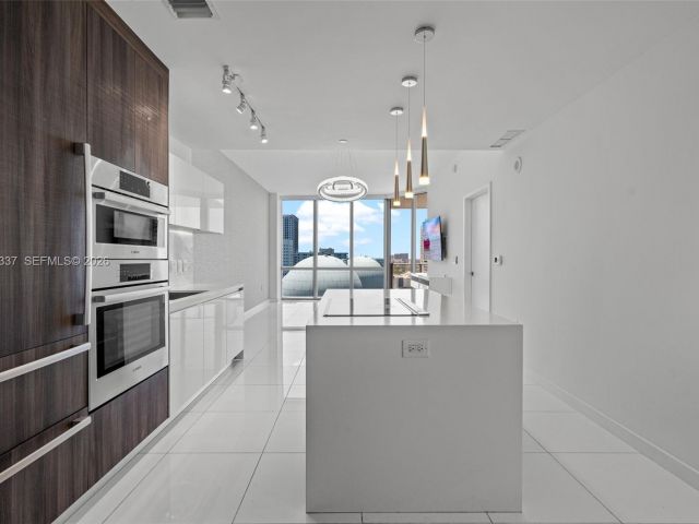 Apartment for sale  Unit #1506 - photo 7487824