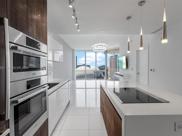 Apartment for sale  Unit #1506 - photo 7487826