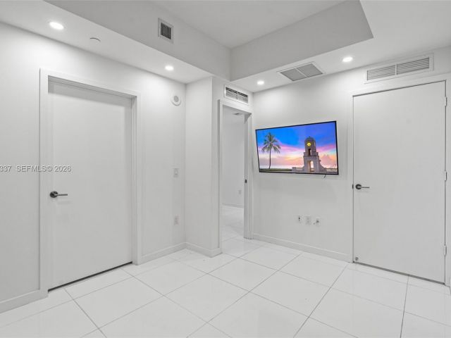 Apartment for sale  Unit #1506 - photo 7487847