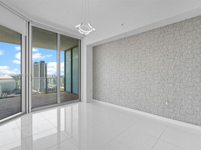 Apartment for sale  Unit #1506 - photo 7487852