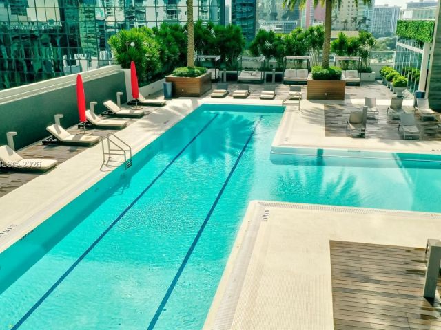 Apartment for rent  Unit #4101 - photo 7453693